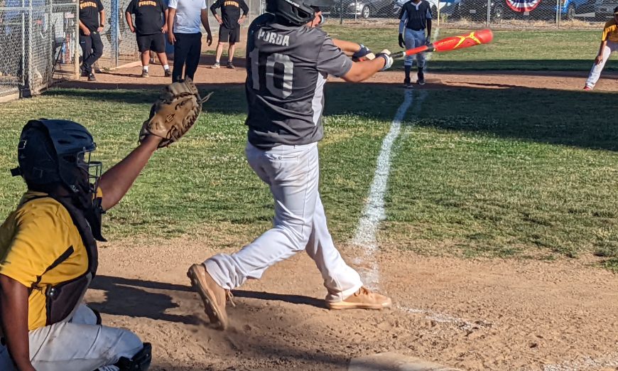 The Diamondbacks kicked off the start of the Briarwood Little League Playoffs with a win over the Pirates in the double-elimination tournament.