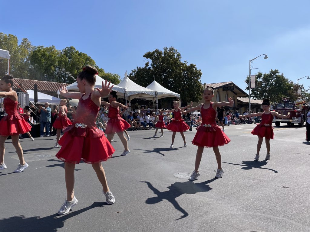 Led by Co-Grand Marshals Kathleen MacDonald and "Crazy" George Henderson, Santa Clara's 2022 Parade of Champions did not fail to impress.