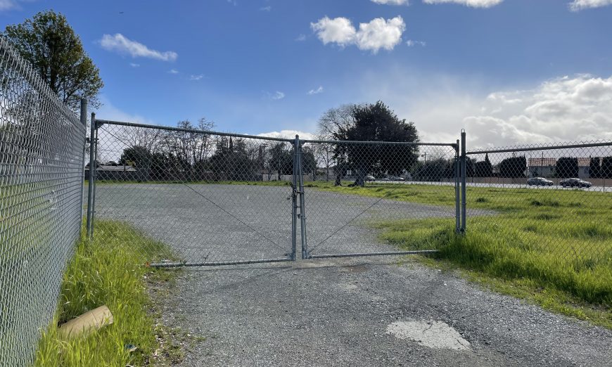 Santa Clara County outlines plans for temporary homeless housing at the corner of Benton Street and Lawrence Expressway and neighbors are not happy.