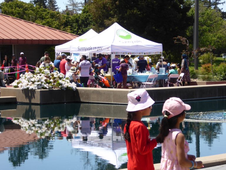 38th Sunnyvale Hands on the Arts Draws Crowd