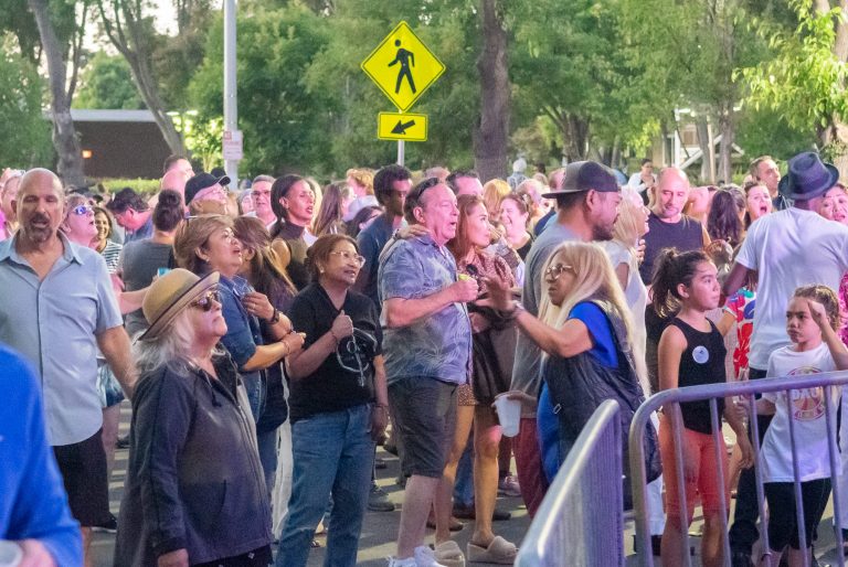 Santa Clara Dances in the Street
