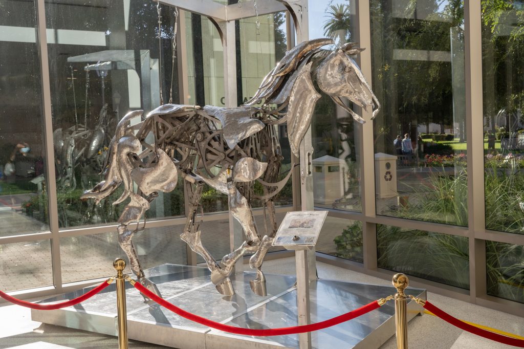 "The Mechanical Horse" by artist Adrian Landon is featured prominently in the lobby of the Sobrato Campus for Discovery and Innovation at SCU.
