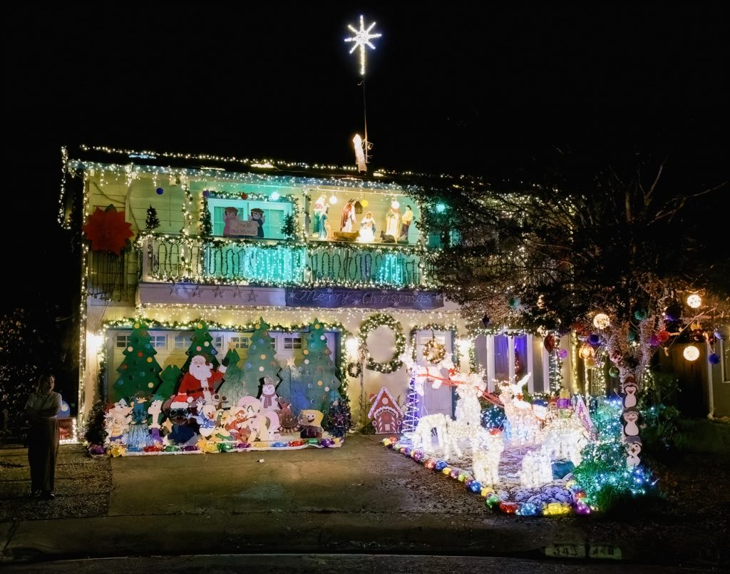 2023 Holiday Home Decorating Contest Features Santa Clara's Brightest ...