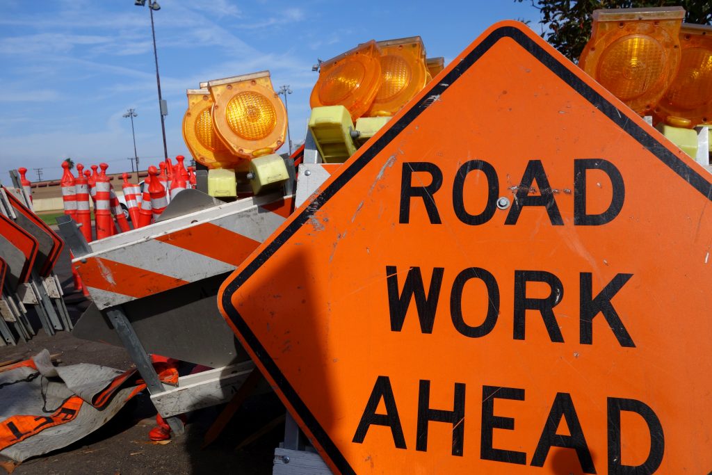 Caltrans will conduct daytime closures of some of the lanes on Hwy. 101 in Santa Clara and Sunnyvale this week to help with cleaning operations.