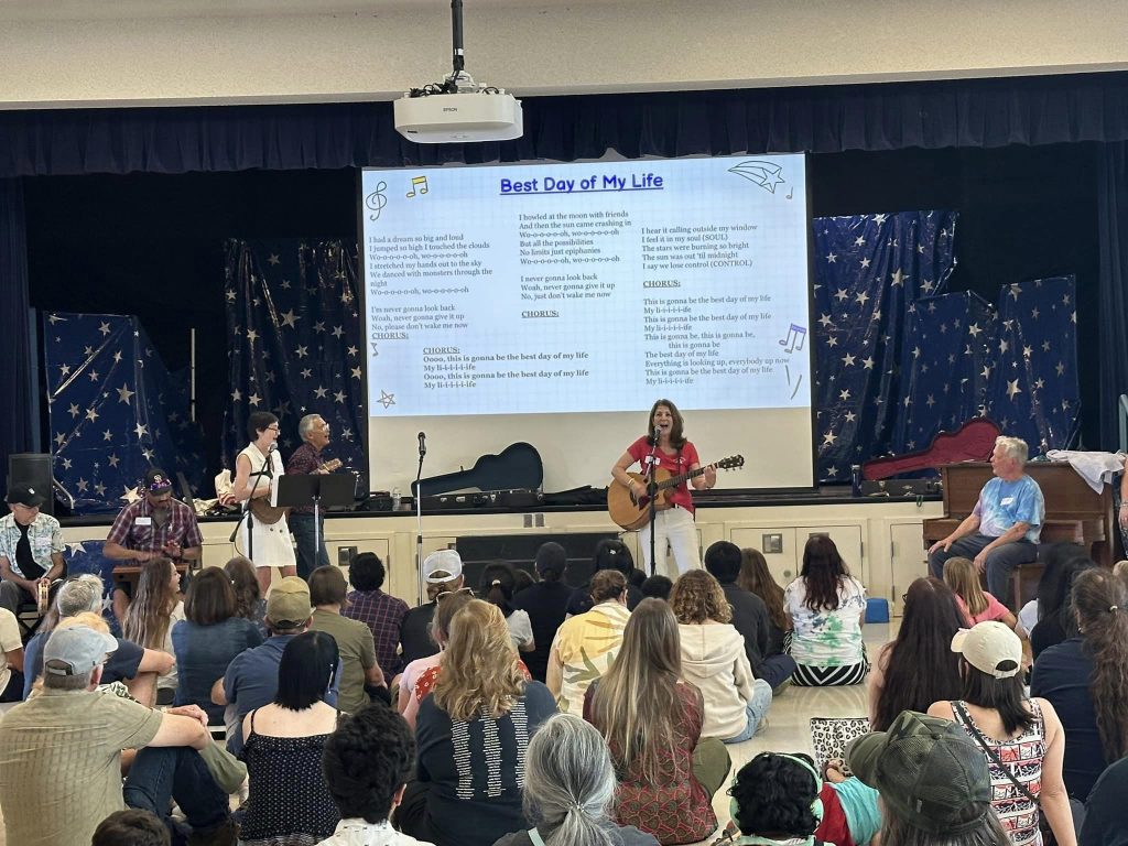 Families and alumni gathered this spring to celebrate the 50th anniversary of parent-participation at Washington Open Elementary School.