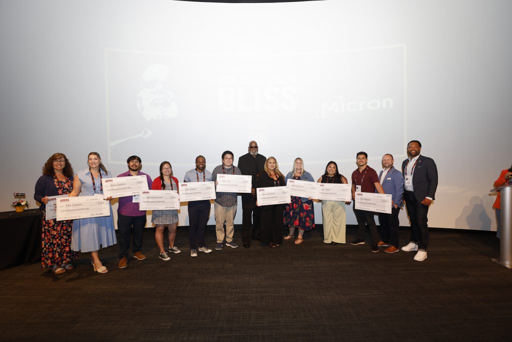 Sedgwick Elementary School Principal Amanda Clark was one of ten local educators to receive the 49ers Foundation's Follow Your Bliss award.