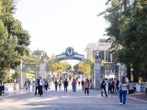 UC Admits More California Residents, Looking to Meet State Goals