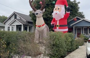 2024 Holiday Home Decorating Contest Brings Families Together