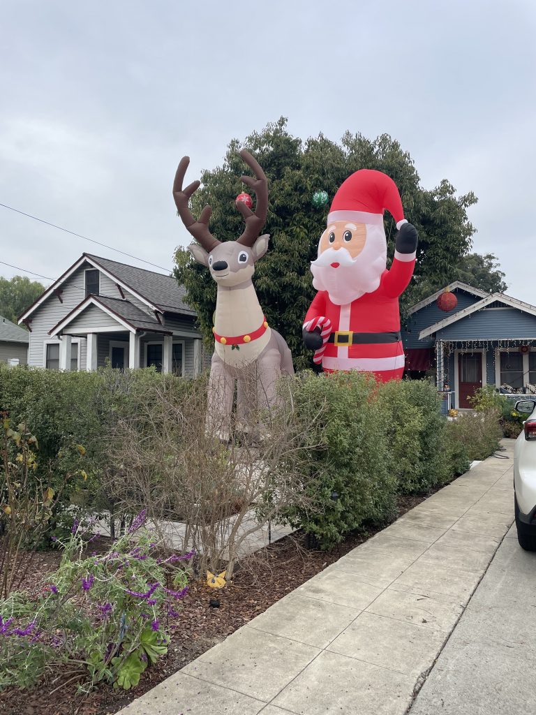 Santa Clara's annual holiday home decorating contest brings families and neighborhoods together to share a love of the holidays.