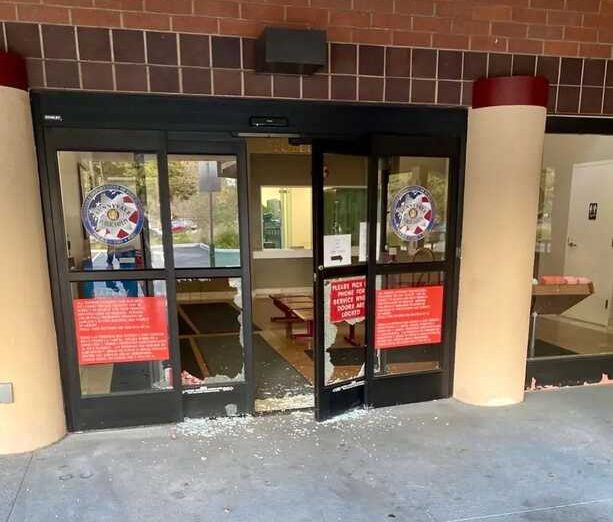 Sunnyvale DPS officers have arrested 33-year-old Ryan O’Reilly, who allegedly threw a rock through the front window of the DPS headquarters.