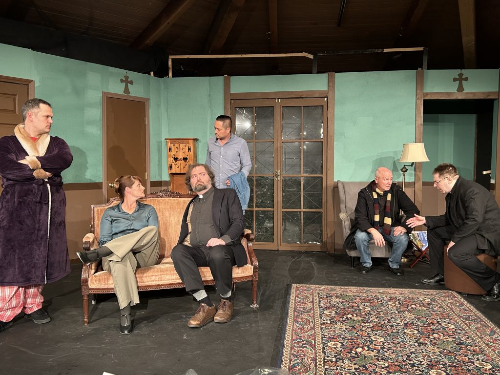 The Santa Clara Players latest show, "See How They Run" hits the stage in Santa Clara on Feb. 28 and runs through March 15.