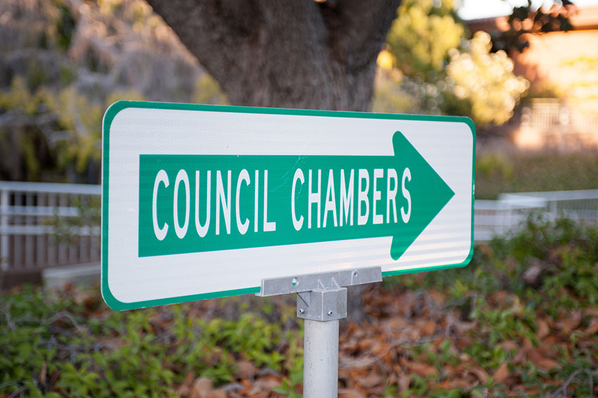 The Santa Clara City Council approved the Stadium Authority's annual budget sans a controversial line item for office space for ManCo employees.