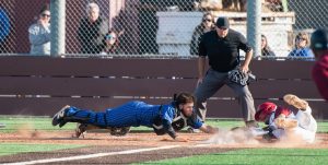 Firebirds Fight Off Bruins for First Place