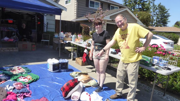 Santa Clarans En Masse Redistribute Goods from Their Driveways
