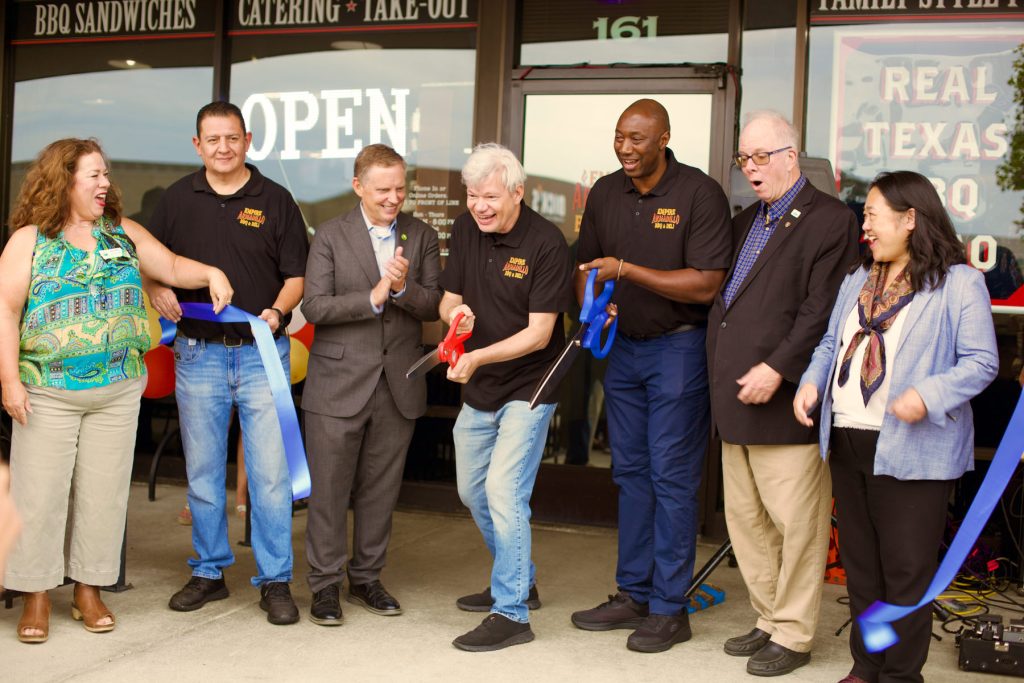 John Vink and Ousmane Barry have teamed up to open Empire Armadillo in Sunnyvale in the old location of the Armadillo Willy's.