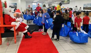 Rotary Delivers Christmas Smiles