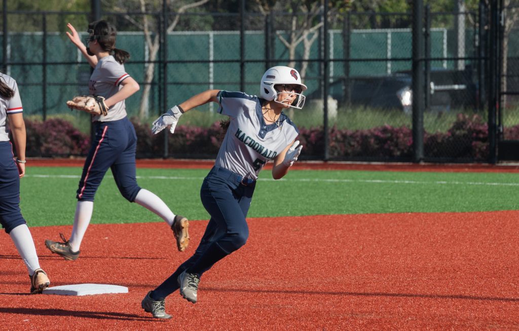 The MacDonald Condors defeated the Lynbrook Vikings 20-5 on March 10, thanks to strong bats and a five inning, 10-run mercy rule.