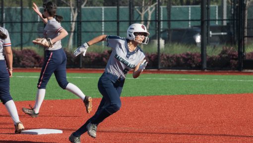 MacDonald Quickly Overcomes Inauspicious Start, Pounds Vikings 20-5