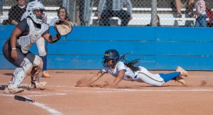 Inside the Park Home Run Propels Bruins to Revenge Win Over Firebirds