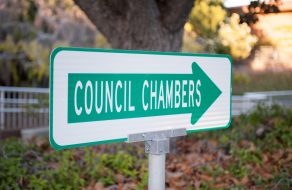 Santa Clara City Council discusses employment rates and performance reviews. Council Member Kevin Park and Mayor Lisa Gillmor share their opinions.