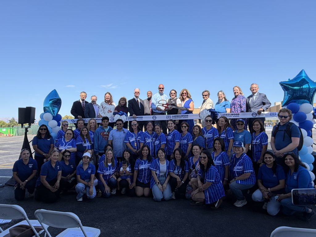 Santa Clara Unified cut the ribbon on the new Laurelwood Elementary School campus in Sunnyvale, down the road from its former school site.